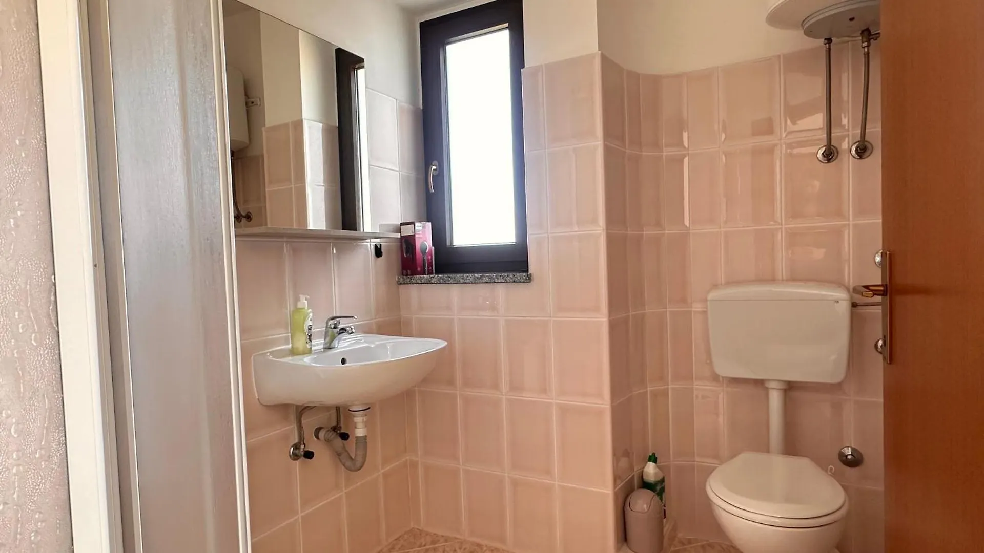 Studio In Turanj Appartement